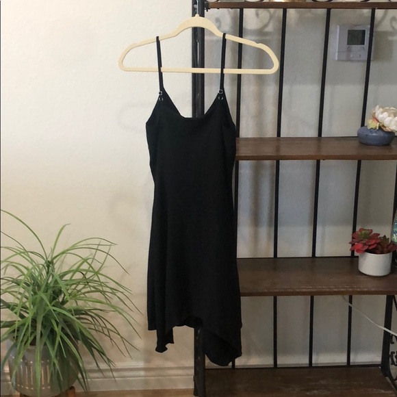 Little Black Dress Petite - Picture 3 of 4